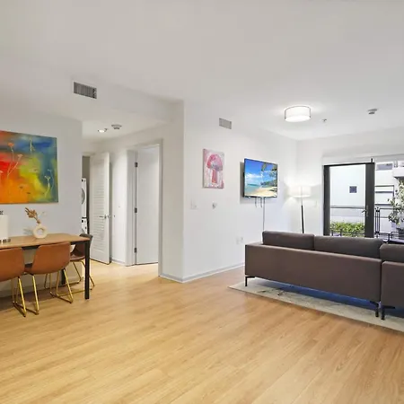 Hollywood Haven Luxury 2Br Apartment With Hot Tub Balcony